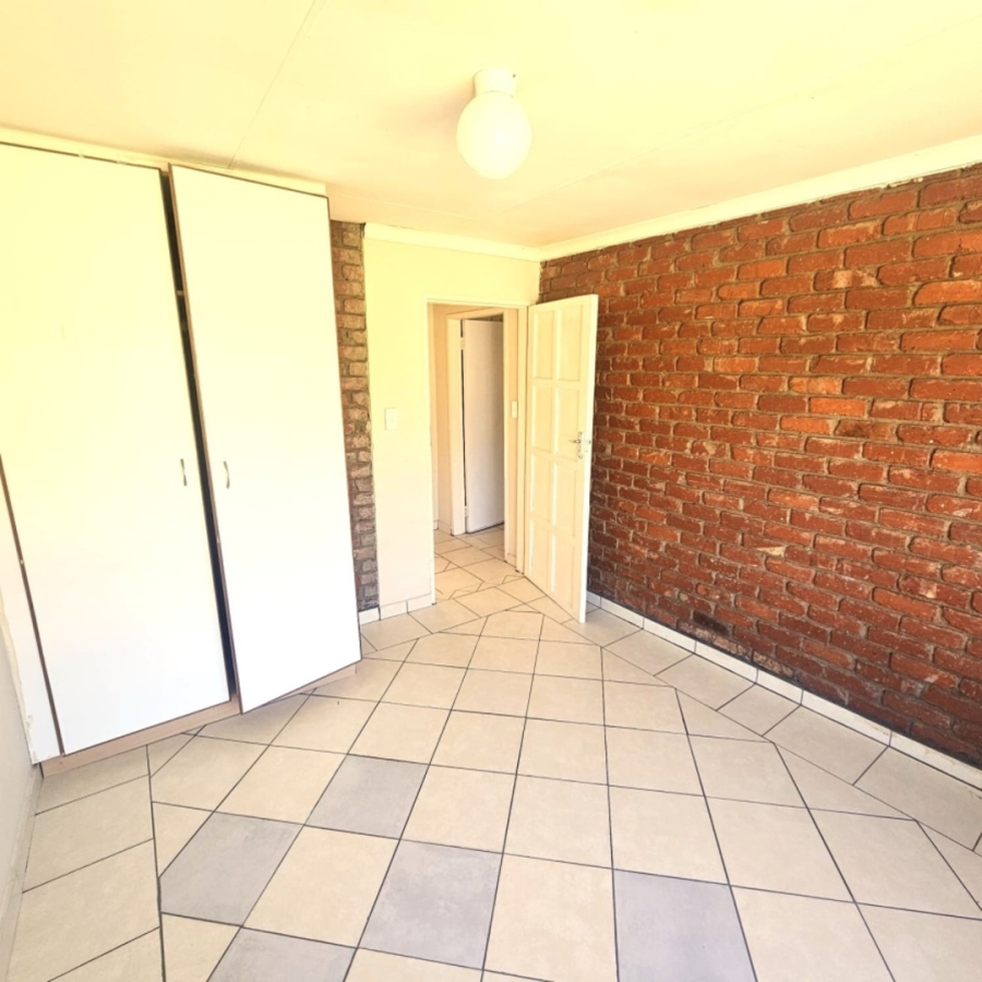 To Let 2 Bedroom Property for Rent in Modderfontein AH North West